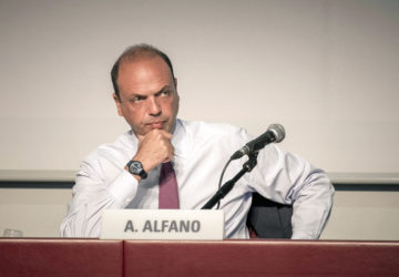 Angelino-Alfano1-360x250.jpg